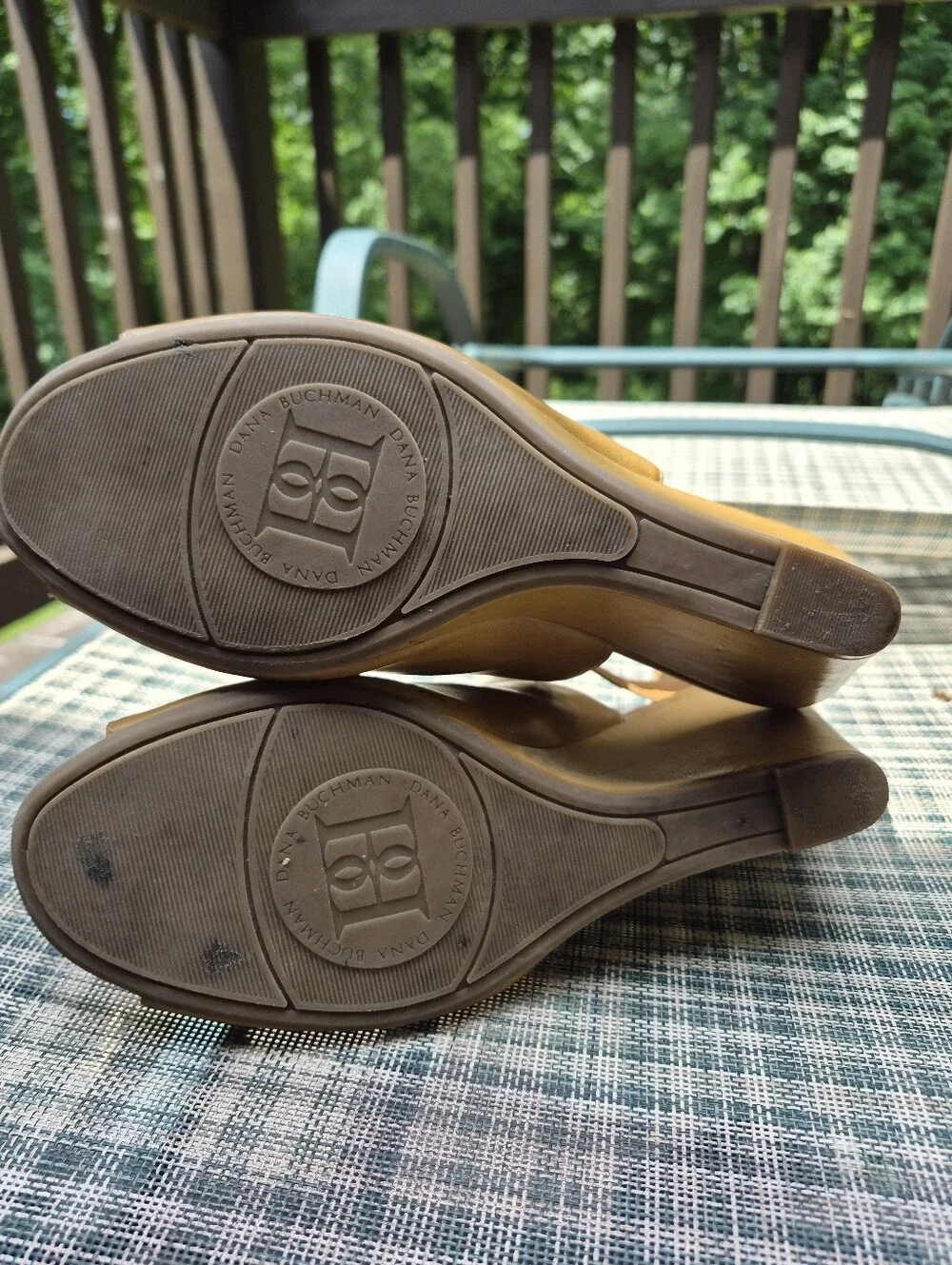Dana Buchman Salmon Wedge Peep Toe Ankle Strap Sandals Sz 9.5